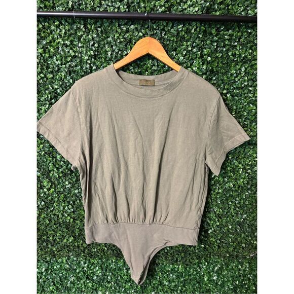 Nuuds Green Short Sleeve Essential Bodysuit Sz Large - Picture 1 of 4